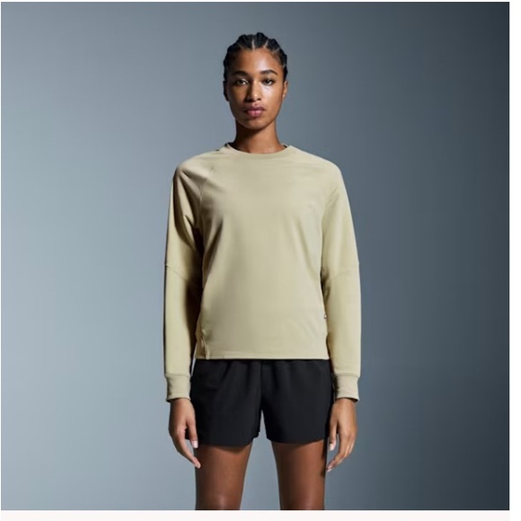 On Running Studio Crewneck - Picture 3 of 3